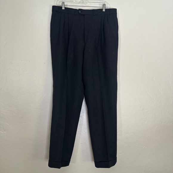 Bob Mackie Full Suit 42R custom Pants 35" waist 30" inseam Gently worn 100% wool - Picture 5 of 8